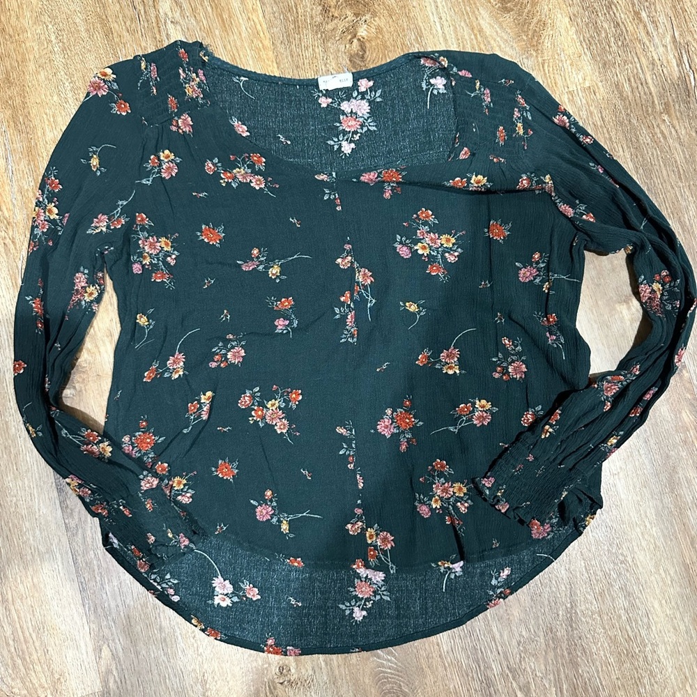 Mason & Belle green floral light spring top blouse size small